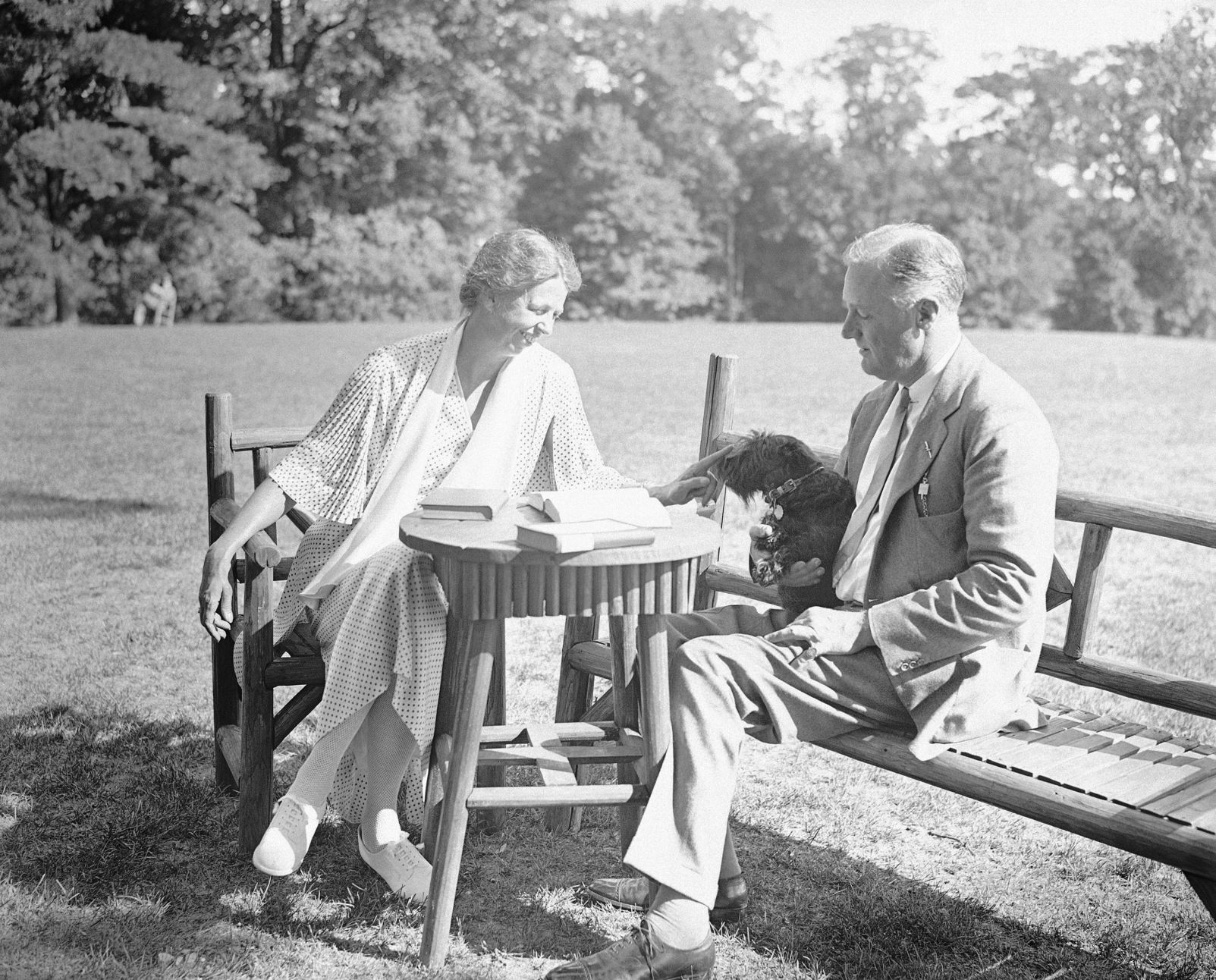 1933, Meggie